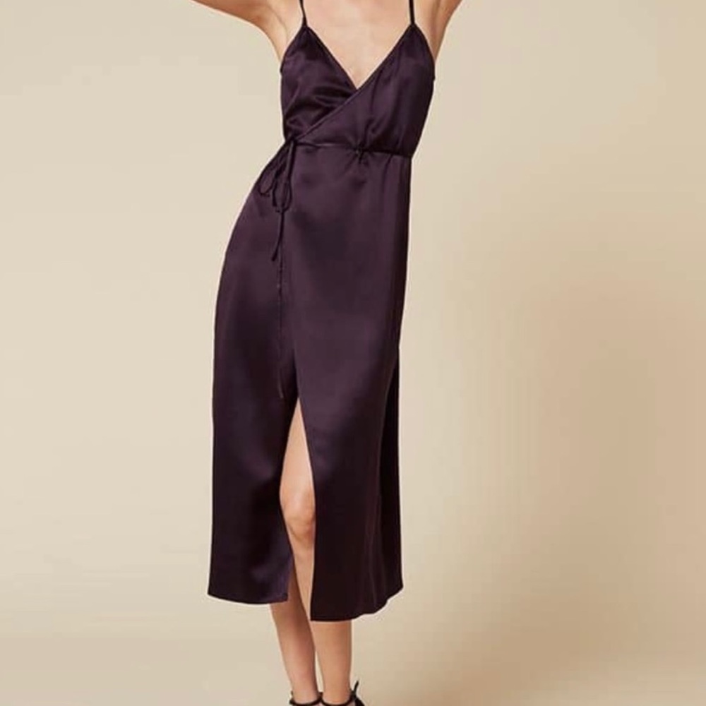 Reformation Delaney dress 100% slik aubergine midi dress